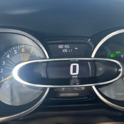 auto-Renault-Clio-YIR344-202508050913-11