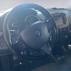 auto-Renault-Clio-YIR344-202508050913-9