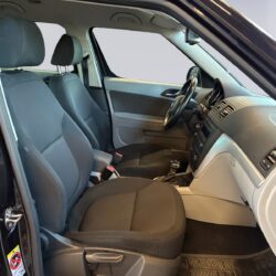 auto-Skoda-Yeti-GJT515-202508181534-12