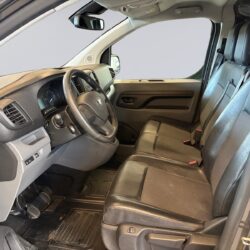 auto-Toyota-Proace-COC720-202508201632-8