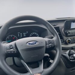 auto-Ford-Transit-CRN294-202509301535-9