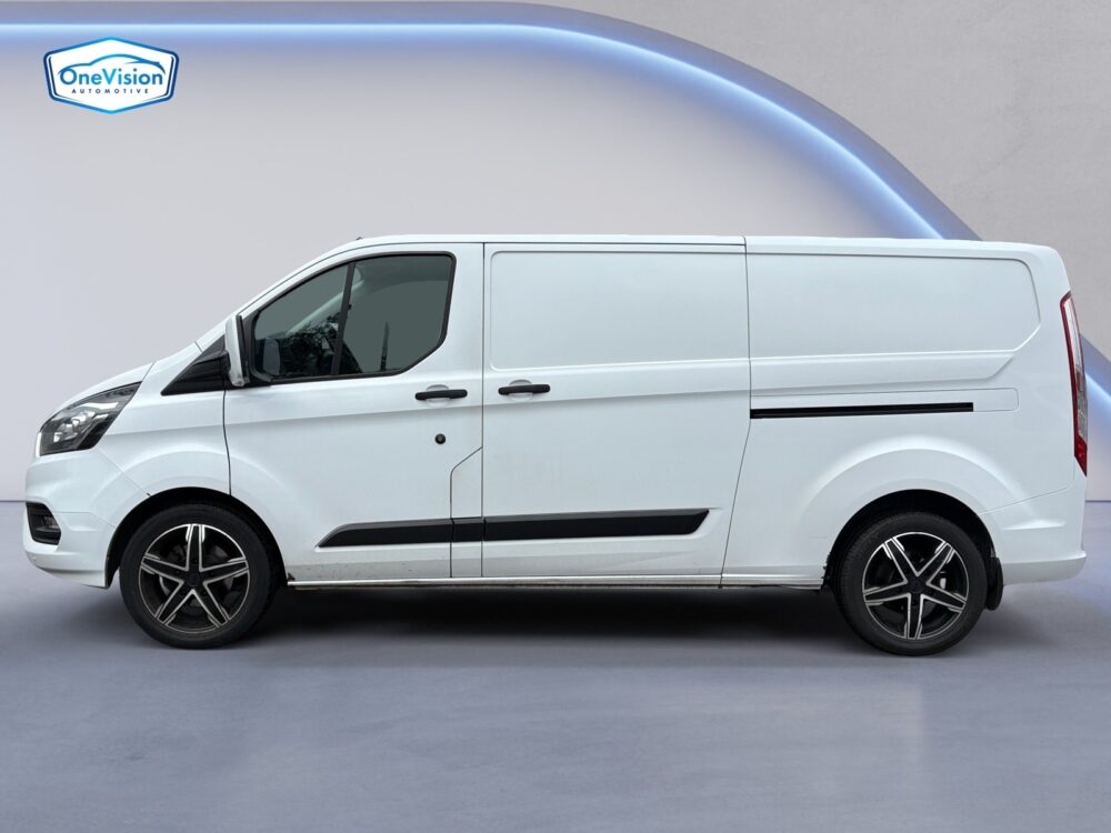 auto-Ford-Transit-Custom-XPR482-202509231320-1