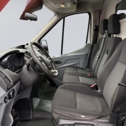 auto-Ford-Transit-NKG623-202509301312-8