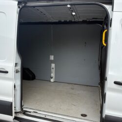 auto-Ford-Transit-XXB725-202509051631-13