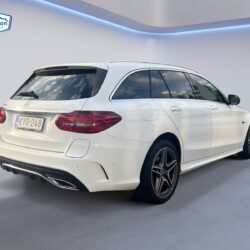 auto-Mercedes-Benz-C-KVR248-202509121101-4