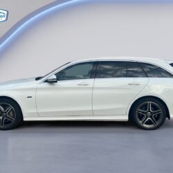 auto-Mercedes-Benz-C-KVR248-202509151450-1