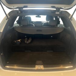 auto-Mercedes-Benz-C-KVR248-202509151450-15