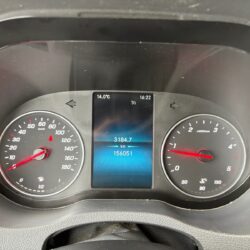 auto-Mercedes-Benz-Sprinter-YXO772-202509261636-11