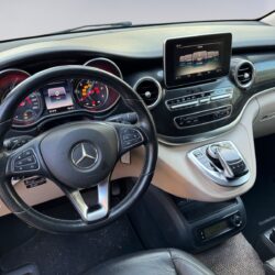 auto-Mercedes-Benz-V-XRN729-202509091838-14