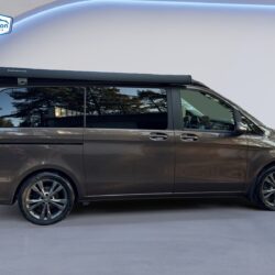 auto-Mercedes-Benz-V-XRN729-202509091838-4