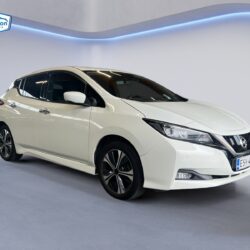 auto-Nissan-Leaf-ESV458-202509021405-6