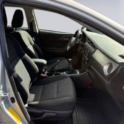 auto-Toyota-Auris-GLJ846-202509171248-12