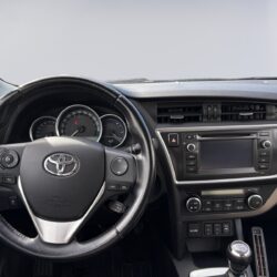 auto-Toyota-Auris-GLJ846-202509171248-9