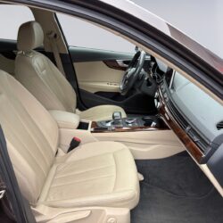 auto-Audi-A4-OVJ466-202510141506-12