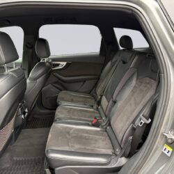 auto-Audi-Q7-SML272-202510221405-15