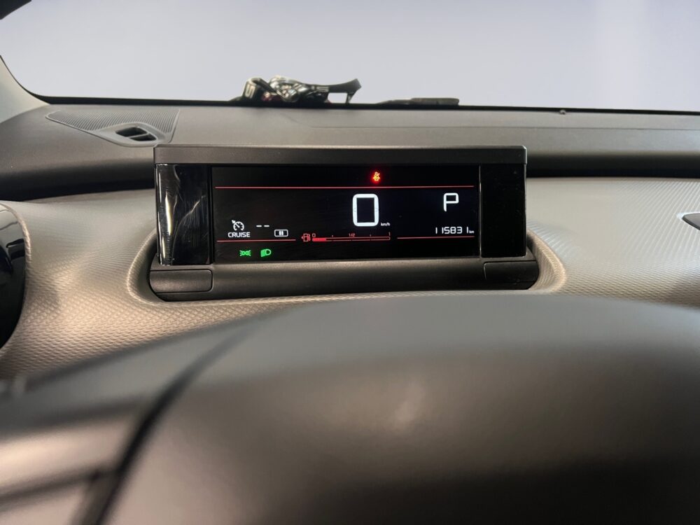 auto-Citroen-C4-Cactus-IOO630-202510021058-11 auto-Citroen-C4-Cactus-IOO630-202510021058-11