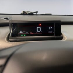 auto-Citroen-C4-Cactus-IOO630-202510021058-11