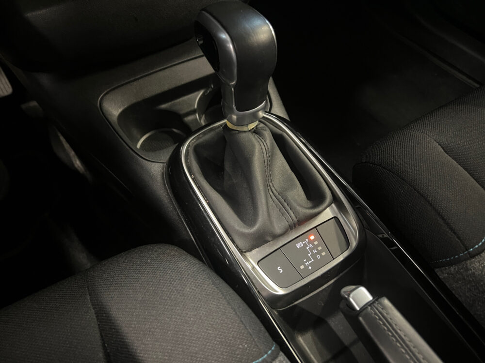 auto-Citroen-C4-Cactus-IOO630-202510021058-12 auto-Citroen-C4-Cactus-IOO630-202510021058-12