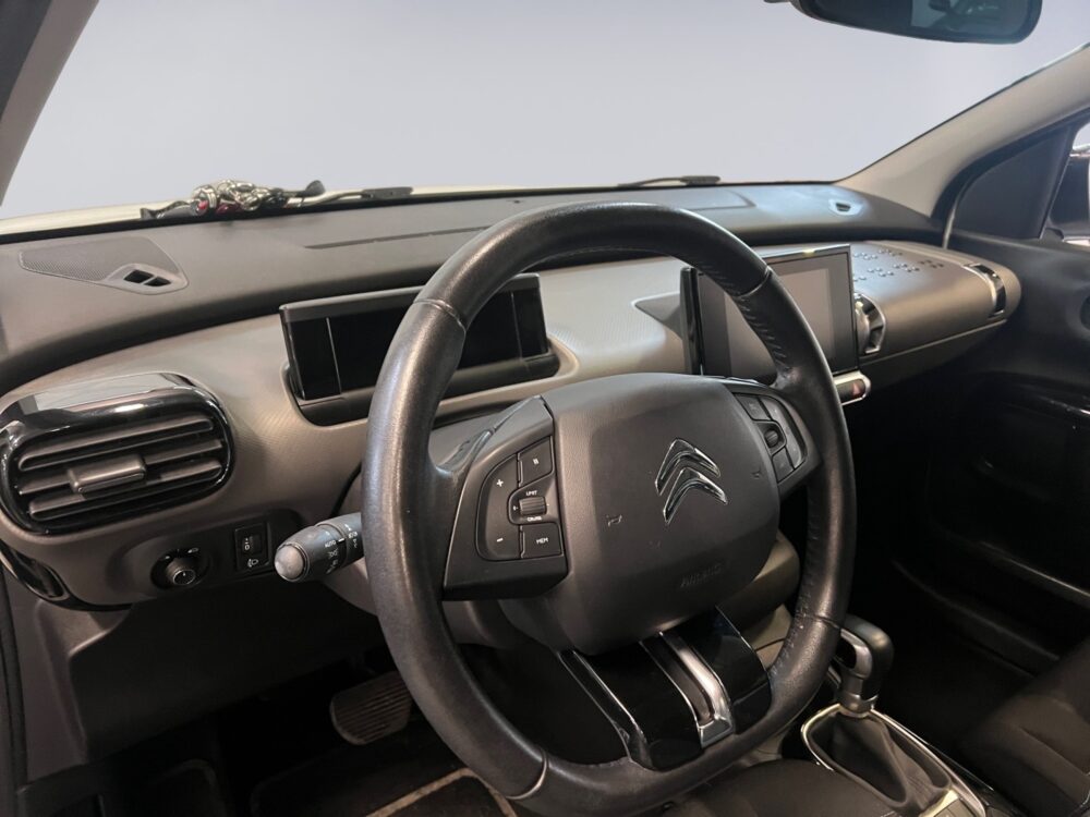 auto-Citroen-C4-Cactus-IOO630-202510021058-9 auto-Citroen-C4-Cactus-IOO630-202510021058-9
