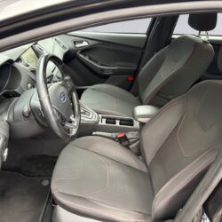 auto-Ford-Focus-CKL102-202510081742-8