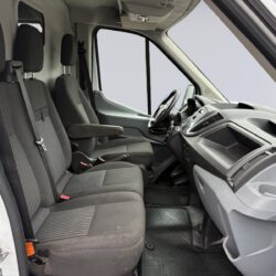 auto-Ford-Transit-RSE762-202510201307-12