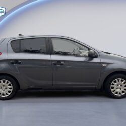 auto-Hyundai-i20-AEY617-202510011300-4