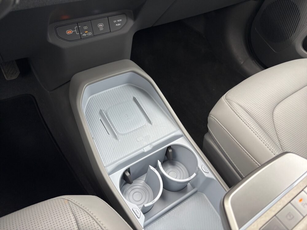 auto-Kia-EV3-GRK754-202510151157-11 auto-Kia-EV3-GRK754-202510151157-11