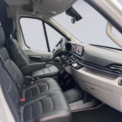auto-Maxus-Deliver-9-ZPN454-202510011101-10