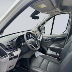 auto-Maxus-Deliver-9-ZPN454-202510011101-8