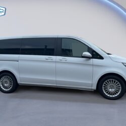 auto-Mercedes-Benz-EQV-GRK753-202510181505-5