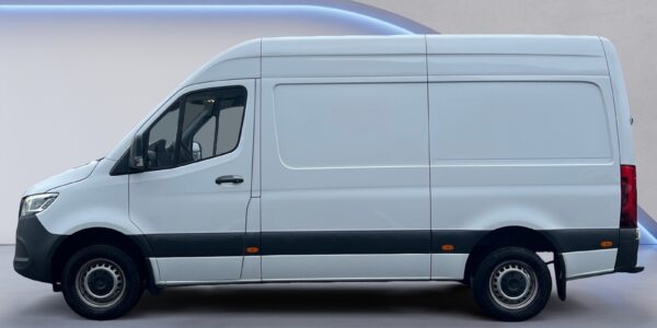 Mercedes-Benz Sprinter 2024