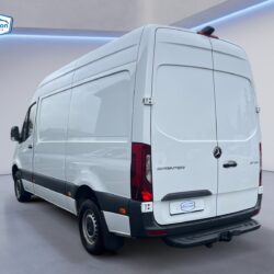 auto-Mercedes-Benz-Sprinter-P615955-202510281331-2