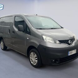 auto-Nissan-NV200-RRR172-202510081234-6