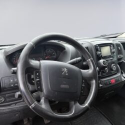 auto-Peugeot-Boxer-XNN364-202510151324-9