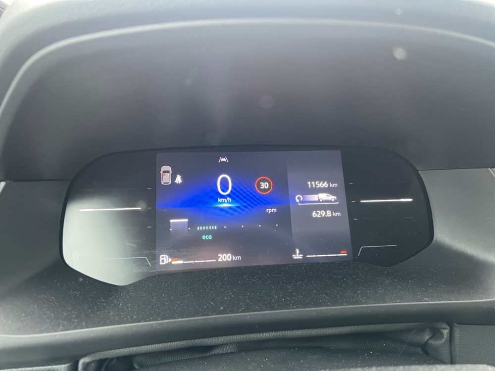 auto-Renault-Kangoo-SRM556-202510040752-10 auto-Renault-Kangoo-SRM556-202510040752-10