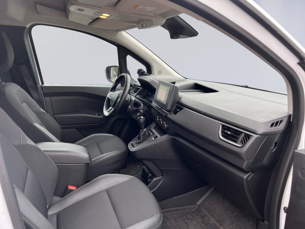 auto-Renault-Kangoo-SRM556-202510040752-11 auto-Renault-Kangoo-SRM556-202510040752-11