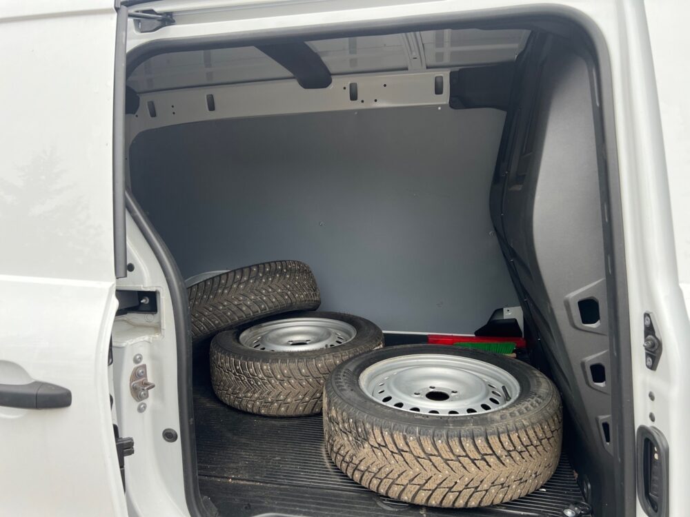 auto-Renault-Kangoo-SRM556-202510040752-13 auto-Renault-Kangoo-SRM556-202510040752-13