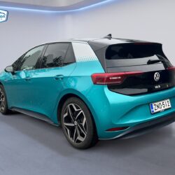 auto-Volkswagen-ID.3-ZNO512-202510151054-2