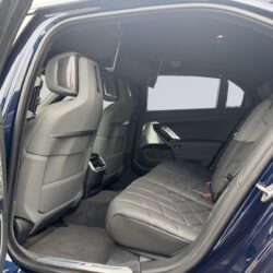 auto-BMW-i7-GRK750-202510011259-11