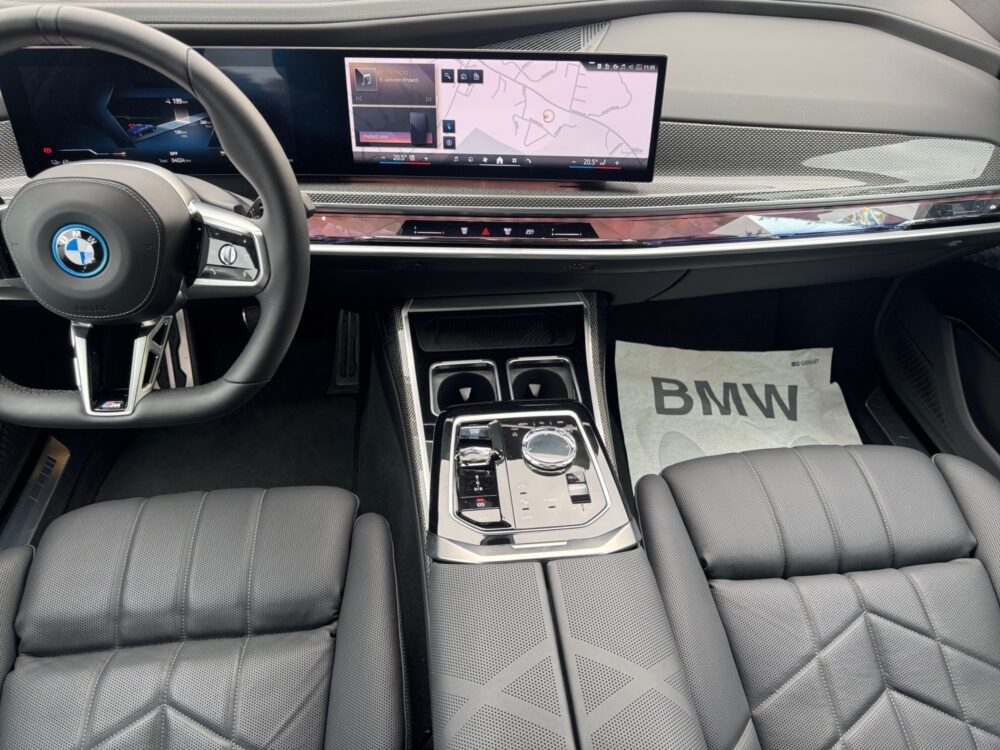 auto-BMW-i7-GRK750-202510011259-14 auto-BMW-i7-GRK750-202510011259-14