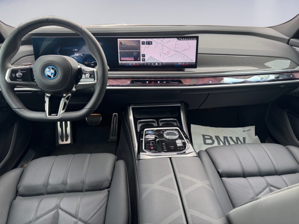 auto-BMW-i7-GRK750-202510011259-15 auto-BMW-i7-GRK750-202510011259-15