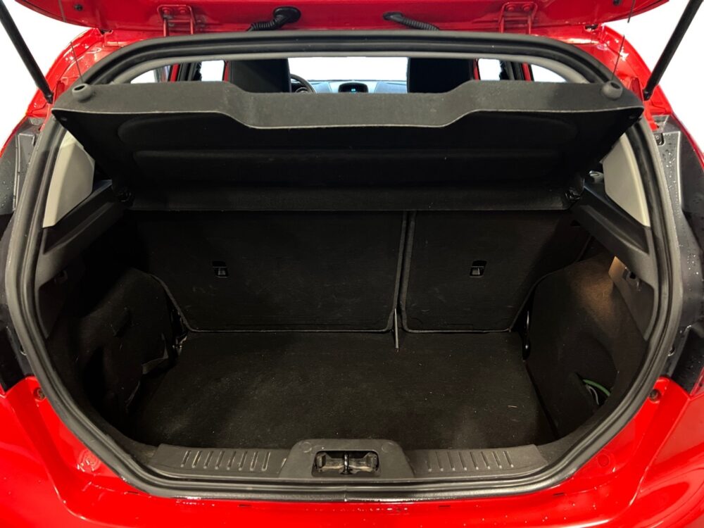 auto-Ford-Fiesta-CJR760-202511182159-14 auto-Ford-Fiesta-CJR760-202511182159-14