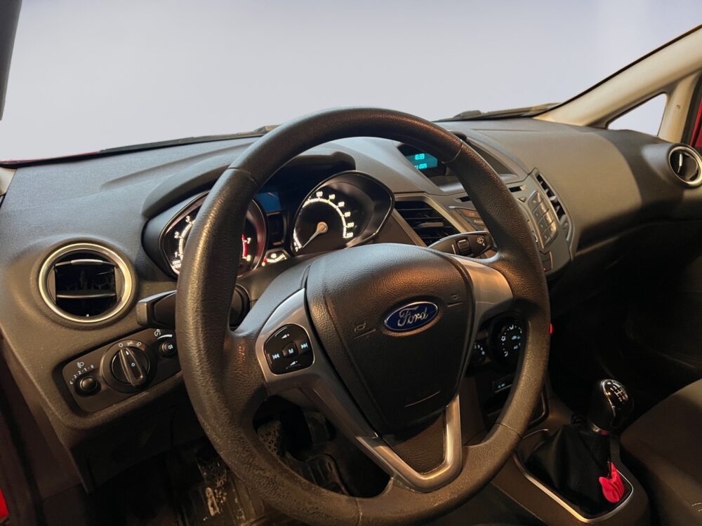 auto-Ford-Fiesta-CJR760-202511182159-9 auto-Ford-Fiesta-CJR760-202511182159-9