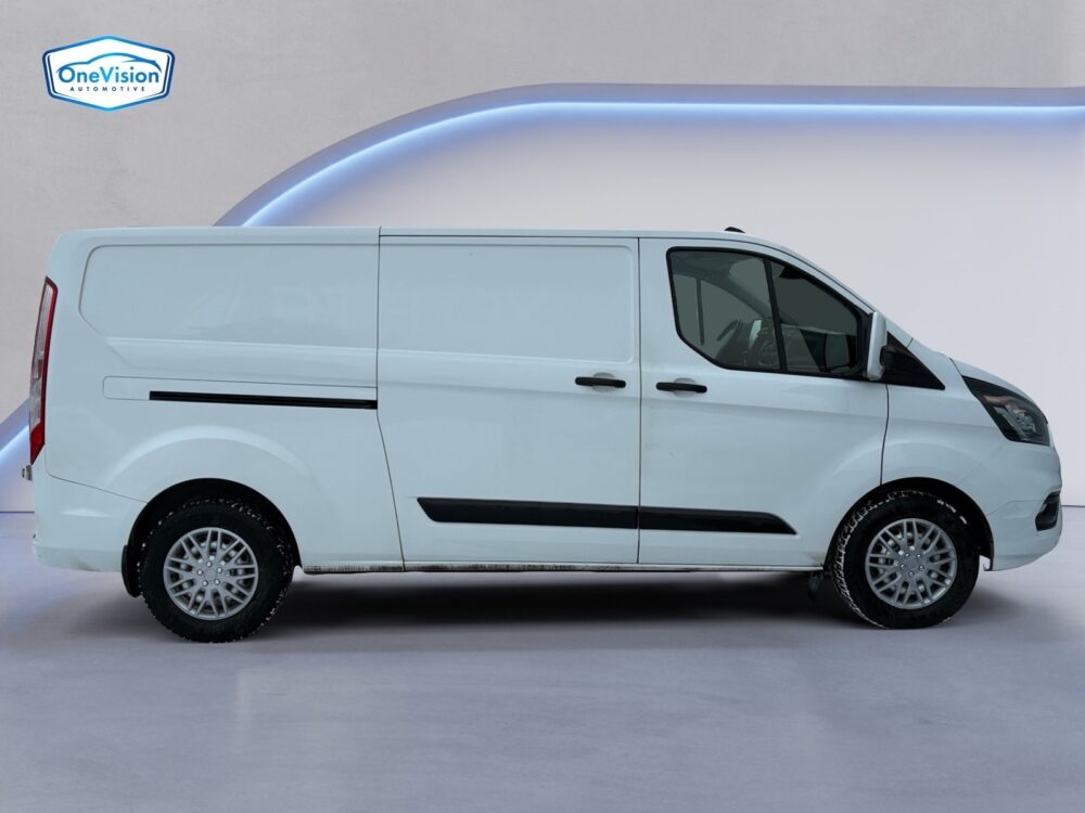 auto-Ford-Transit-Custom-EUE271-202511261453-5 auto-Ford-Transit-Custom-EUE271-202511261453-5