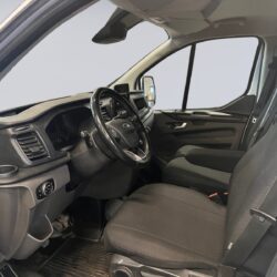 auto-Ford-Transit-Custom-EUE271-202511261453-8