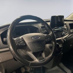 auto-Ford-Transit-Custom-EUE271-202511261453-9