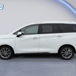 auto-Maxus-Euniq-5-SPH611-202511251108-1