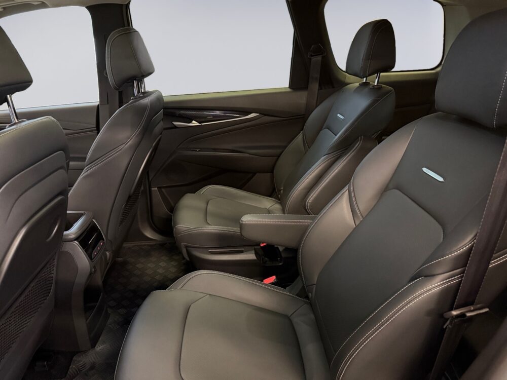 auto-Maxus-Euniq-5-SPH611-202511251108-10 auto-Maxus-Euniq-5-SPH611-202511251108-10