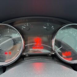 auto-Peugeot-3008-IJH790-202511271456-10