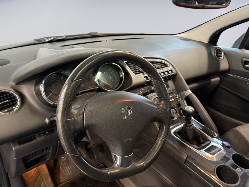 auto-Peugeot-3008-IJH790-202511271456-9 auto-Peugeot-3008-IJH790-202511271456-9